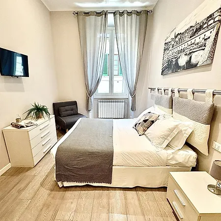 Silver Novella Luxury Apartment - Centro Storico-3